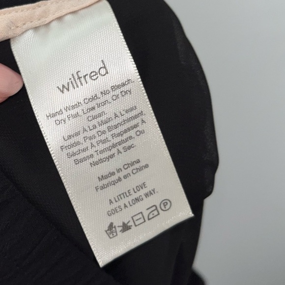 ARITIZIA Wilfred Georgette Black Short Size XS - Picture 7 of 8